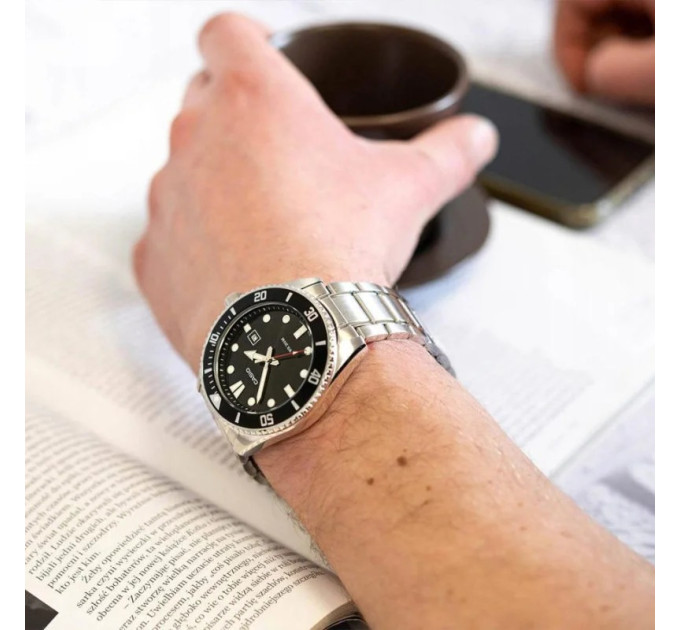 Casio MDV-107D-1A1