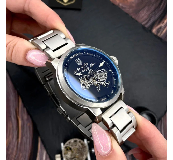 Awarder 058 Де би не був Silver-Black Steel