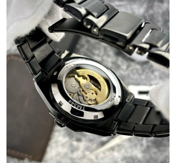 Awarder Octagon Де би не був All Black