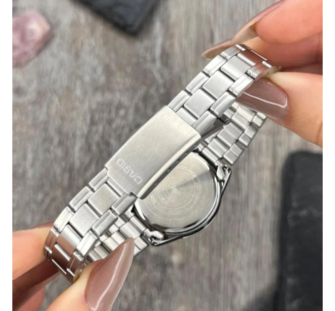 Casio LTP-V005D-4B2