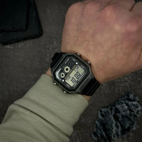 Casio AE-1300WH-8A