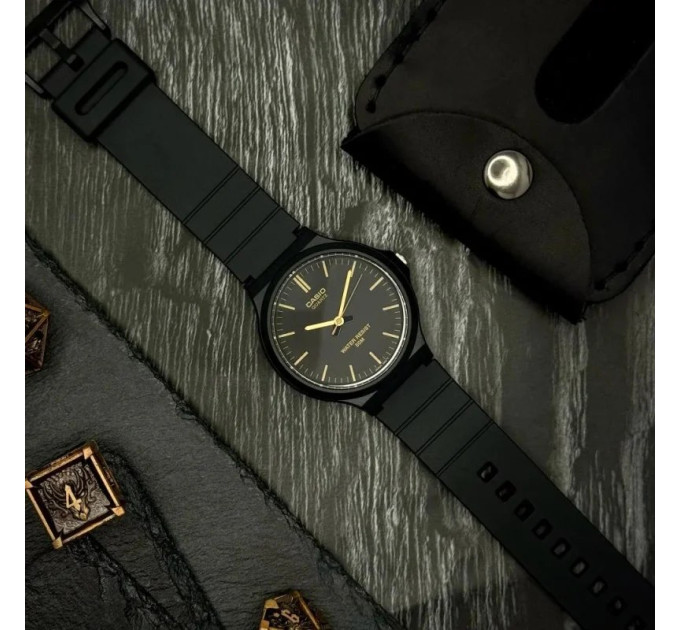 Casio MW-240-1E2