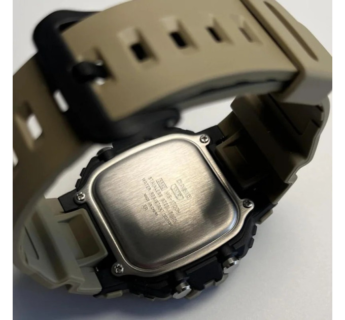 Casio WS-1700H-5A