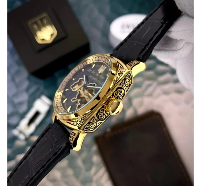 Awarder 021-3D  Де би не був Gold-Black