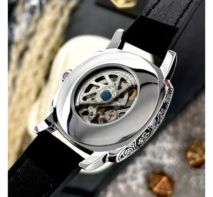 Awarder 021-3D Де би не була Silver-Black-Black Leather