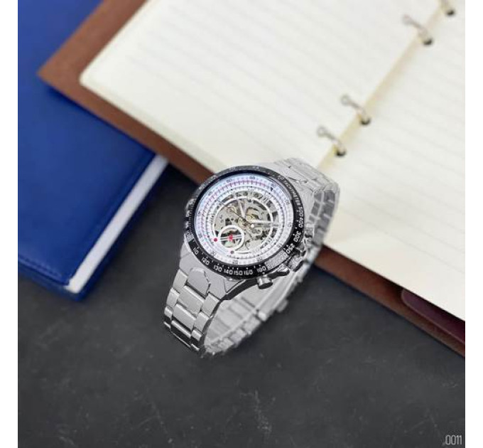 Winner 8067 Silver-Black-White Red Cristal