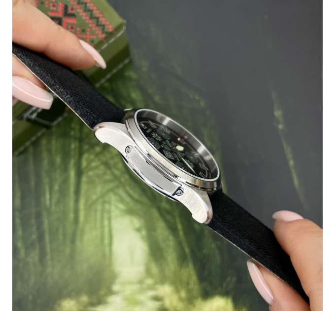 Awarder Embroidery Silver-Green Black Battery 10ATM