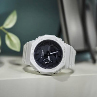 Casio G-SHOCK GA-2100-7AER